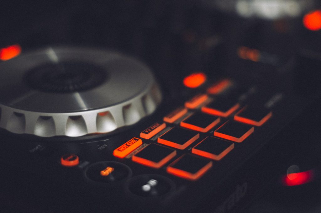 low light photography black dj controller