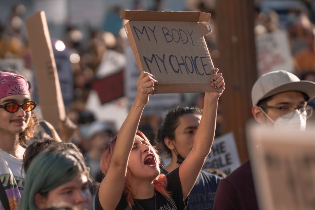 protest against roe v wade overturning in los angeles ca